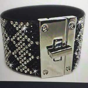 Black and silver crystal leopard cuff bracelet